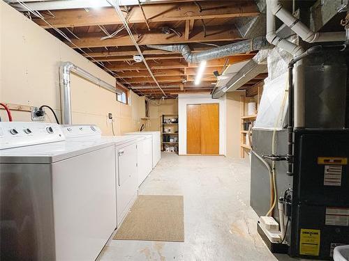 136 Newman Ave, Winnipeg, MB 