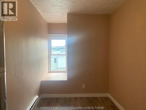 1006 Windsor Avenue Unit# 2, Windsor, ON - Indoor Photo Showing Other Room