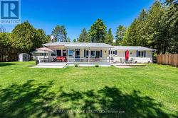 229 HOLIDAY LANE North Algona Wilberforce, ON K0J 1T0