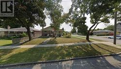 9 GUINESS AVENUE Toronto, ON M9W 3L1
