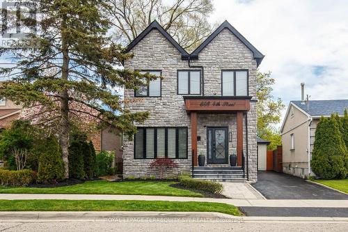 888 FOURTH STREET  Mississauga, ON L5E 1J6