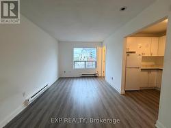 14 - 102 GREENSIDES AVENUE  Toronto, ON M6C 1B9