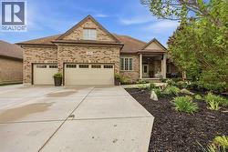 333 BLOOMFEILD DRIVE  Sarnia, ON N7S 0B2