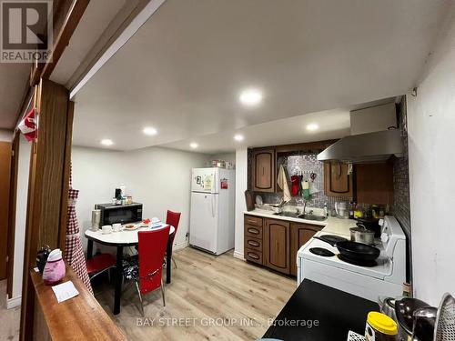 116 Apache Trail, Toronto, ON - Indoor