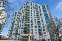 2J - 8 ROSEBANK DRIVE Toronto, ON M1X 1V4