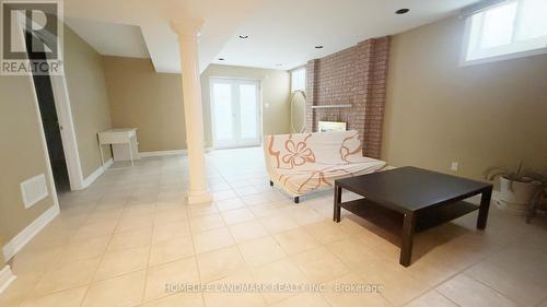 136 Worth Boulevard, Vaughan, ON - Indoor Photo Showing Other Room