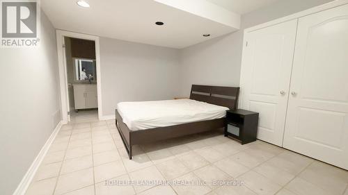 136 Worth Boulevard, Vaughan, ON - Indoor Photo Showing Bedroom