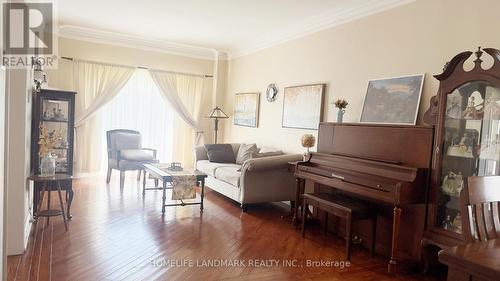 136 Worth Boulevard, Vaughan, ON - Indoor