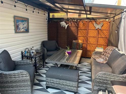 1058 Downing St, Winnipeg, MB 