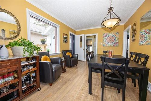 1058 Downing St, Winnipeg, MB 