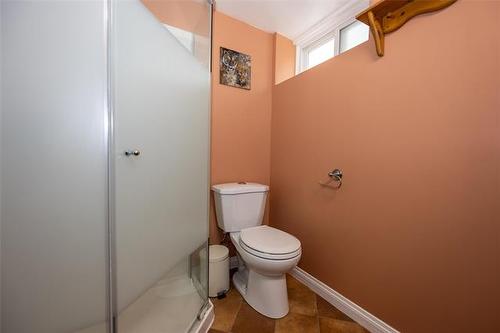 1058 Downing St, Winnipeg, MB 