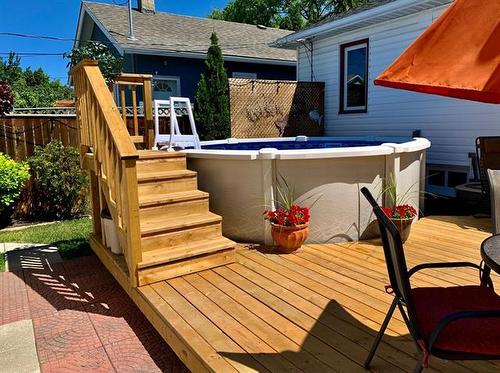 1058 Downing St, Winnipeg, MB 