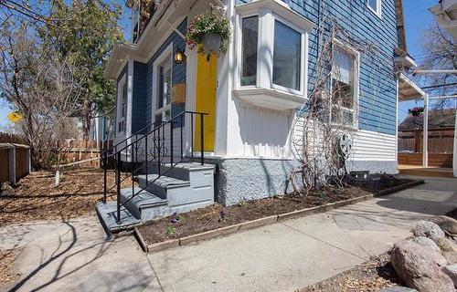 591 Minto St, Winnipeg, MB 