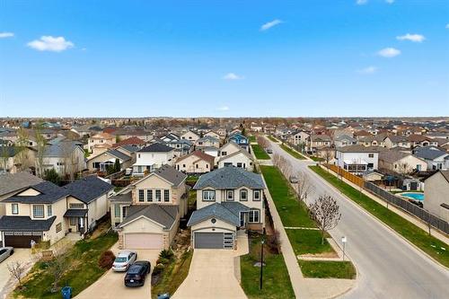 71 Cotter Cir, Winnipeg, MB 