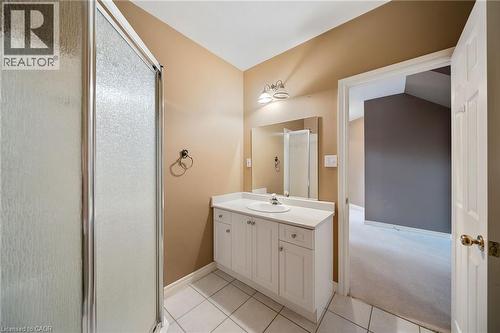16 Macpherson Drive, Paris, ON - Indoor Photo Showing Bathroom