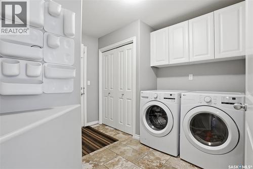215 Whalley Crescent, Saskatoon, SK - Indoor Photo Showing Laundry Room