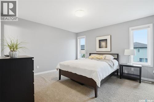 215 Whalley Crescent, Saskatoon, SK - Indoor Photo Showing Bedroom