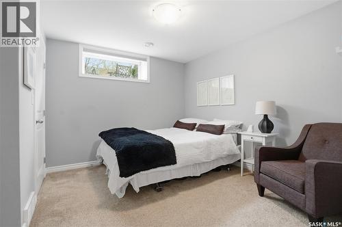 215 Whalley Crescent, Saskatoon, SK - Indoor Photo Showing Bedroom