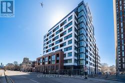216 - 664 SPADINA AVENUE Toronto, ON M5S 2H7