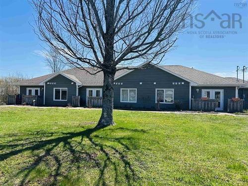 88 Main, Tatamagouche, NS 