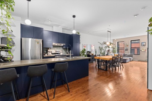 205-4270 Av. Papineau  Montréal (Le Plateau-Mont-Royal), QC H2H 1S9