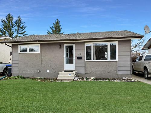 17 Empress Bay, Brandon, MB - Outdoor