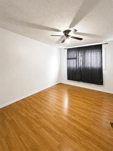 17 Empress Bay, Brandon, MB - Indoor Photo Showing Other Room