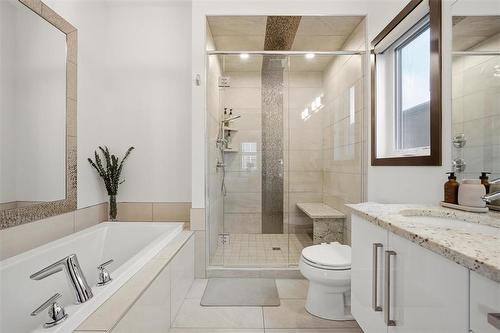 114 Silver sage ensuite - 114 Silver Sage Crescent, Winnipeg, MB - Indoor Photo Showing Bathroom