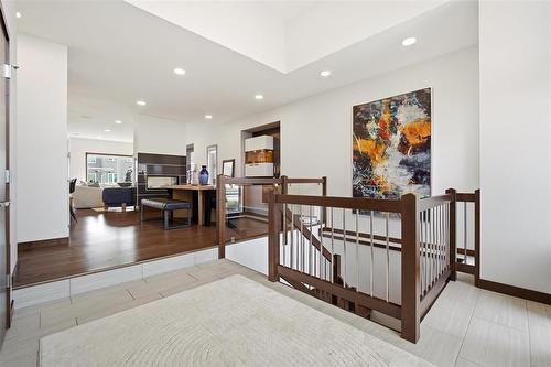 114 Silver Sage Crescent, Winnipeg, MB - Indoor Photo Showing Other Room