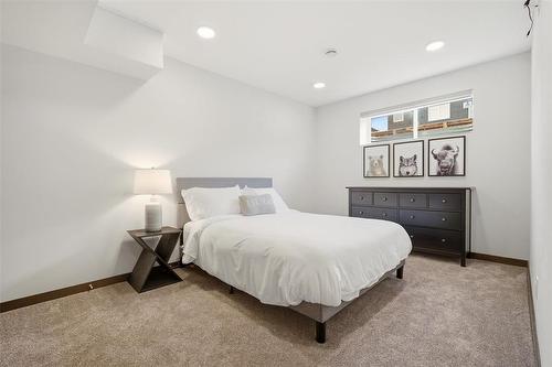 lower level 114 silver sage bdrm 3 - 114 Silver Sage Crescent, Winnipeg, MB - Indoor Photo Showing Bedroom