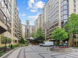 406 - 211 ST PATRICK STREET Toronto, ON M5T 2Y9