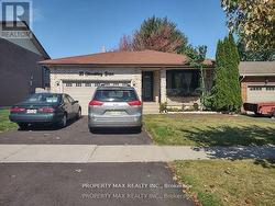 UPPER 3 LEVEL - 30 GLENABBEY DRIVE Clarington, ON L1E 1B8