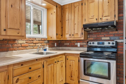 Cuisine - 2065 Ch. Des Chalets, Mont-Blanc, QC - Indoor Photo Showing Kitchen