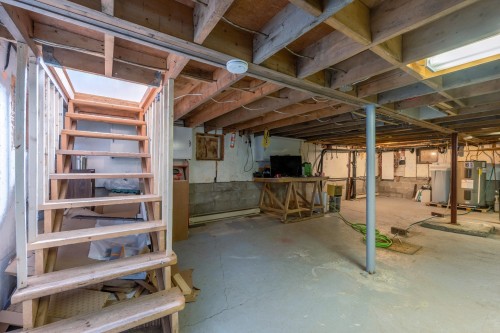 Rangement - 2065 Ch. Des Chalets, Mont-Blanc, QC - Indoor Photo Showing Basement
