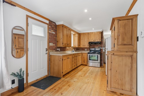 Cuisine - 2065 Ch. Des Chalets, Mont-Blanc, QC - Indoor Photo Showing Kitchen