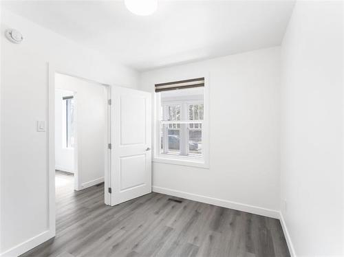 479 Atlantic Ave, Winnipeg, MB 