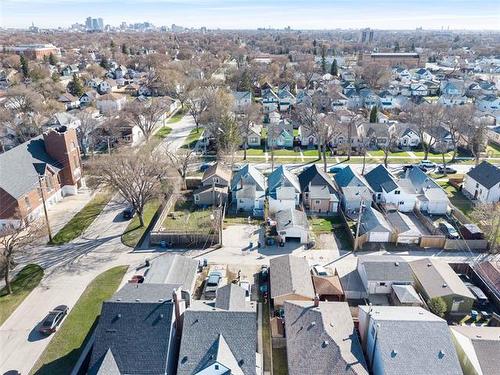 479 Atlantic Ave, Winnipeg, MB 