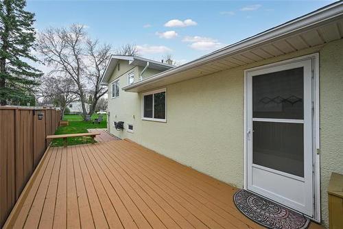 25 Sandylands Pl, Winnipeg, MB 