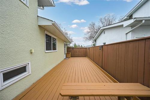 25 Sandylands Pl, Winnipeg, MB 