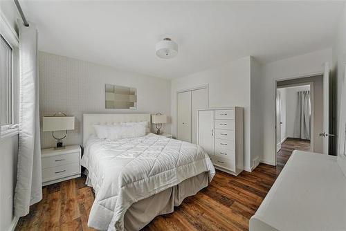 25 Sandylands Pl, Winnipeg, MB 