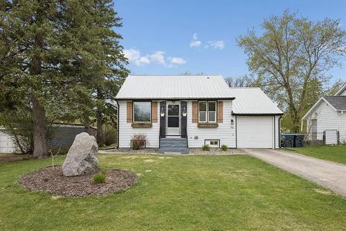 46 Fourth St, Emerson, MB 
