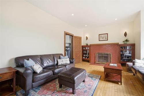 341 Yale Ave, Winnipeg, MB 