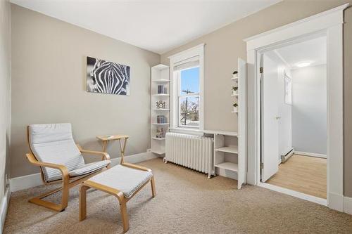 341 Yale Ave, Winnipeg, MB 