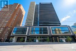 607 - 20 EDWARD STREET Toronto, ON M5G 0C5