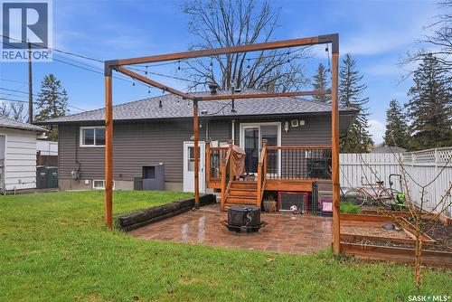 1210 K Avenue N, Saskatoon, SK - Outdoor