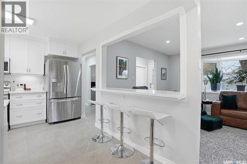 1646 East Heights, Saskatoon, SK - Indoor Photo Showing Kitchen