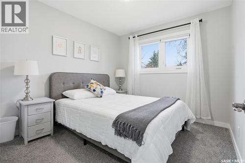 1646 East Heights, Saskatoon, SK - Indoor Photo Showing Bedroom