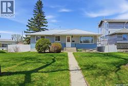 5654 Walker CRESCENT  Regina, SK S4T 6B1