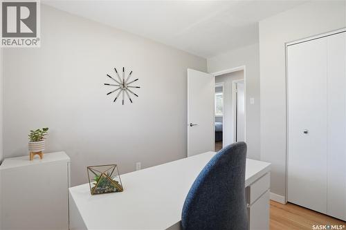 5654 Walker Crescent, Regina, SK - Indoor