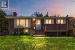 14 Ridgecrest Drive  Dartmouth, NS B2W 2L5